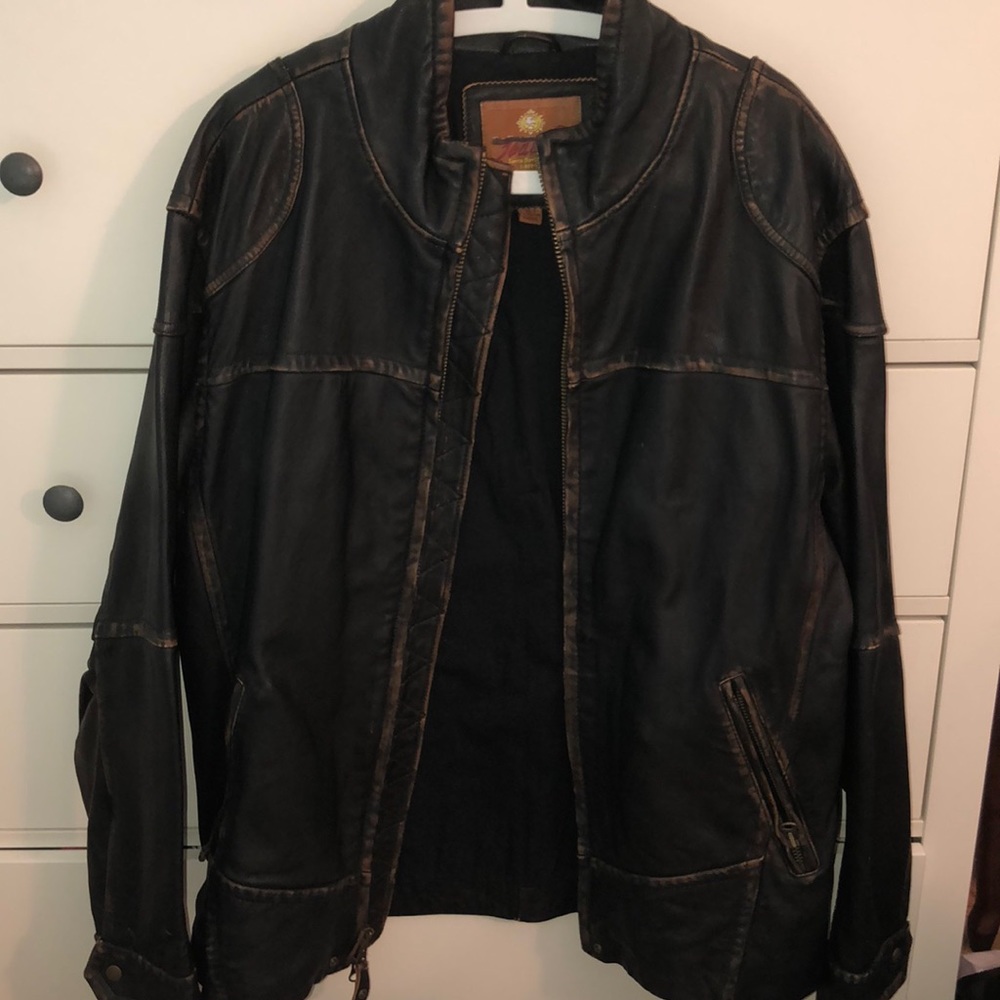 Men’s Leather Jacket